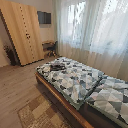 Neu Monteurhaus Und 5 Betten Parkplatz 24h Checkin